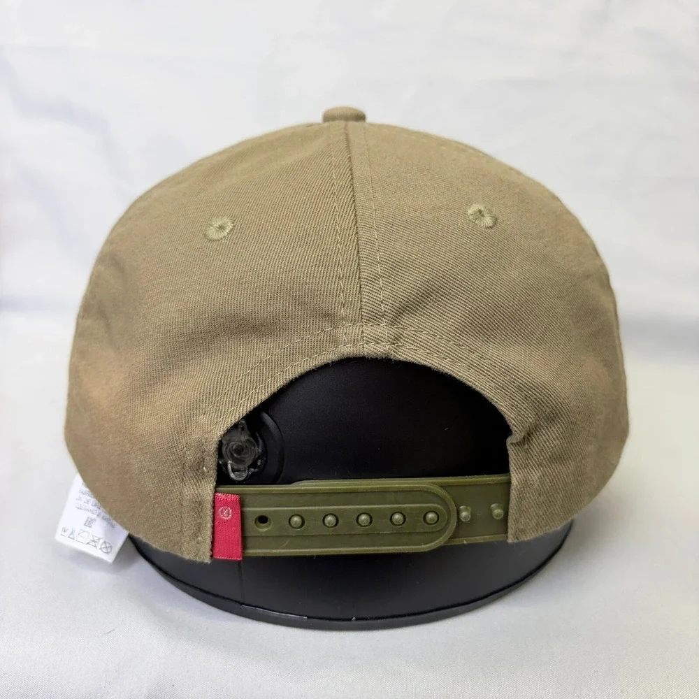 Levi's Baseball Cap Batwing Logo Unisex OSFM Khaki Tan Snapback Hat